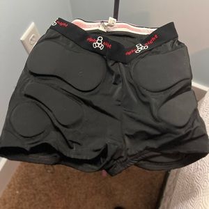 Triple 8 Roller Derby Crash Pads